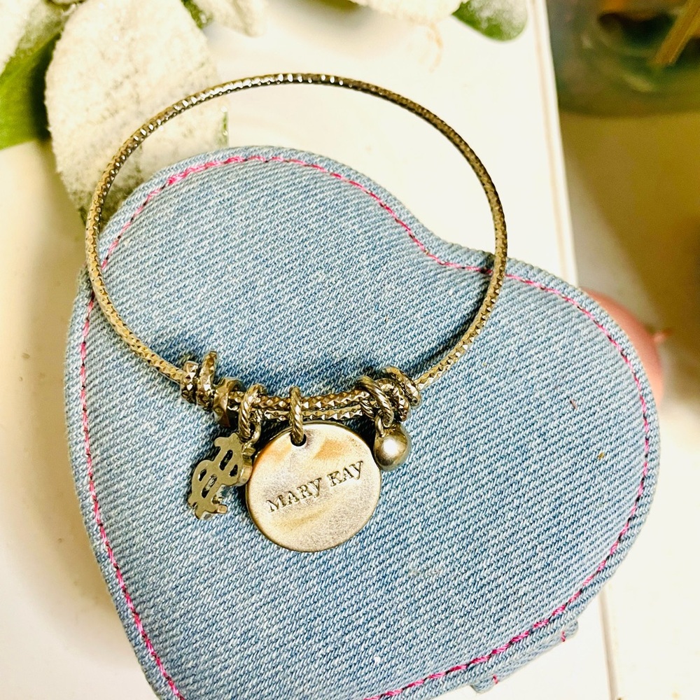 Mary Kay Silver Charm Bangle